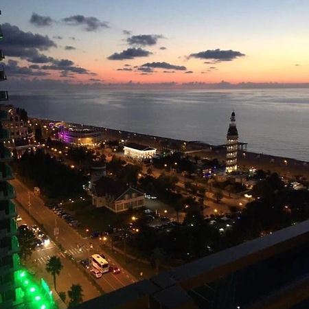 Orbi Citu Apart-Hotel Batoemi Buitenkant foto