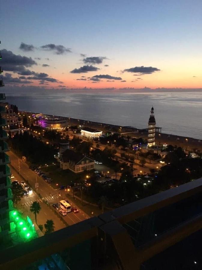Orbi Citu Apart-Hotel Batoemi Buitenkant foto